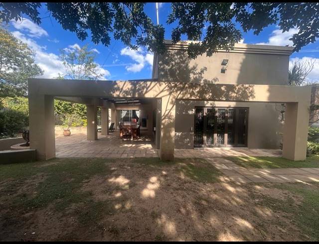 5 BEDROOM HOUSE FOR SALE IN MEYERVILLE